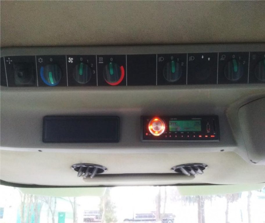 Oldtimer-Mähdrescher des Typs CLAAS 480, Gebrauchtmaschine in Рівне (Bild 2)