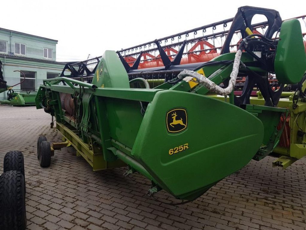 Schneidwerk des Typs John Deere 625, Gebrauchtmaschine in Рівне (Bild 2)