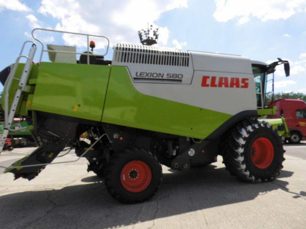 Oldtimer-Mähdrescher des Typs CLAAS Lexion 580, Neumaschine in Рівне (Bild 9)