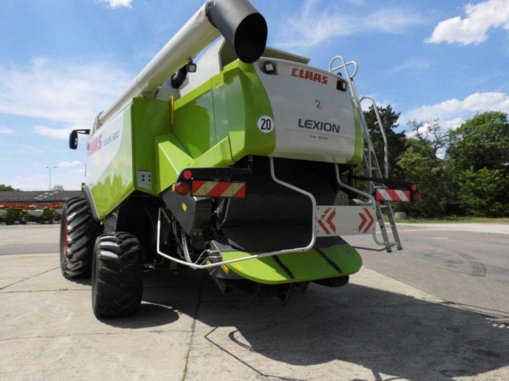 Oldtimer-Mähdrescher des Typs CLAAS Lexion 580, Neumaschine in Рівне (Bild 8)