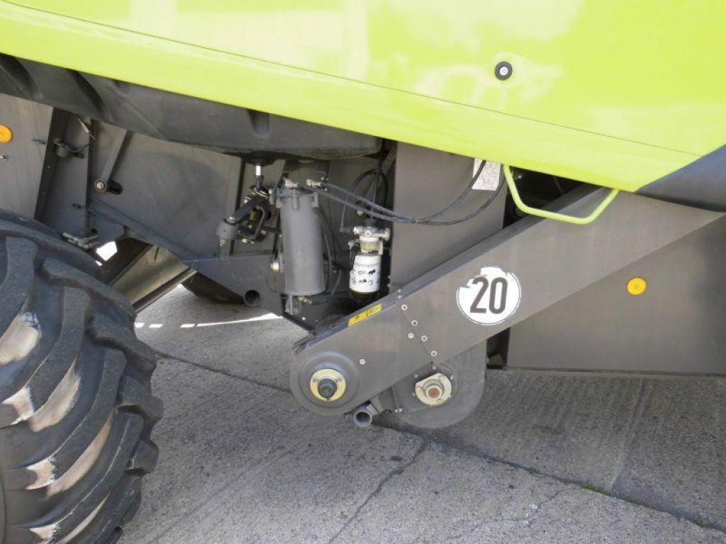 Oldtimer-Mähdrescher des Typs CLAAS Lexion 580, Neumaschine in Рівне (Bild 10)