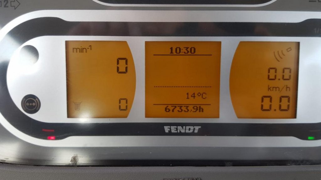 Oldtimer-Traktor des Typs Fendt 936 Vario Profi, Neumaschine in Дніпро (Bild 3)