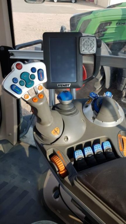 Oldtimer-Traktor des Typs Fendt 936 Vario Profi, Neumaschine in Дніпро (Bild 2)