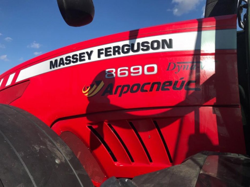 Oldtimer-Traktor des Typs Massey Ferguson 8690 Dyna VT, Neumaschine in Дніпро (Bild 3)