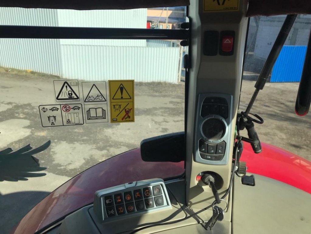 Oldtimer-Traktor des Typs Massey Ferguson 8690 Dyna VT, Neumaschine in Дніпро (Bild 7)