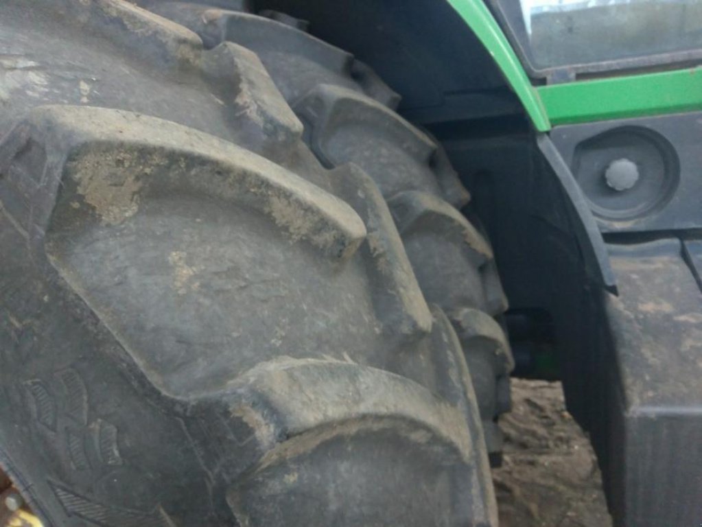 Oldtimer-Traktor des Typs John Deere 8330, Neumaschine in Дніпро (Bild 6)