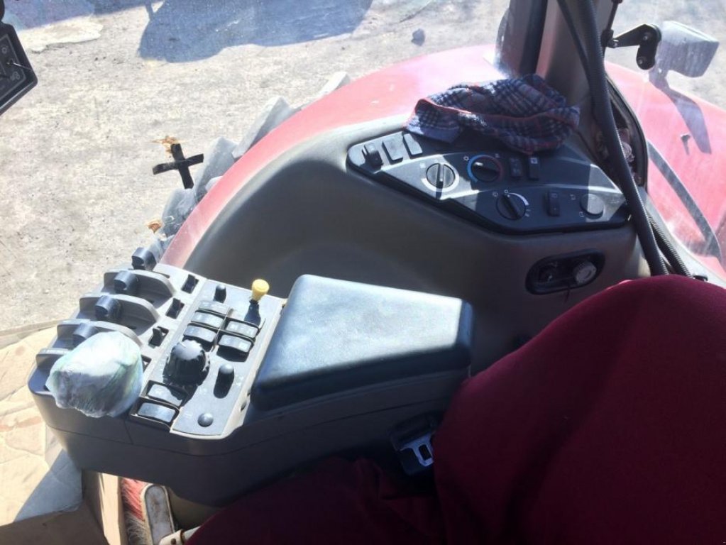 Oldtimer-Traktor des Typs Case IH Magnum 335, Neumaschine in Дніпро (Bild 5)