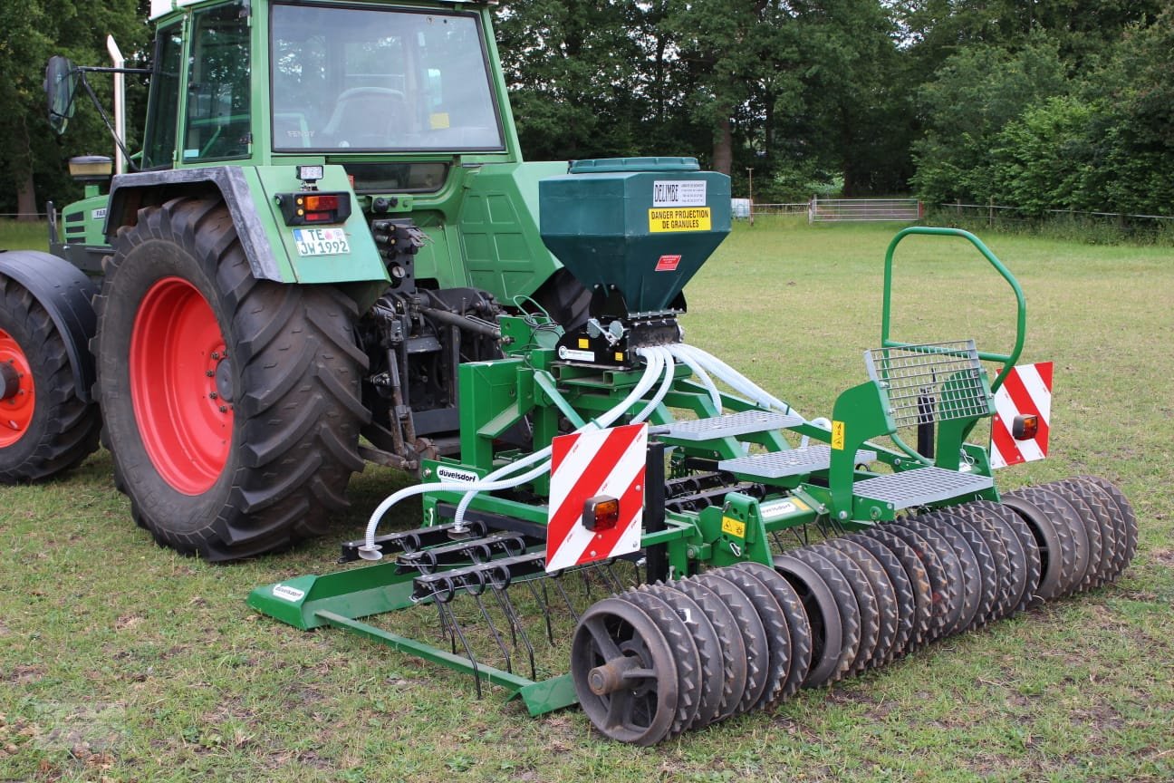 Sämaschine des Typs Delimbe T15 Pneumatikstreuer Mikrogranulat Streuer Zwischenfruchtstreuer Nachsaatgerät, Neumaschine in Kötzting (Bild 11)