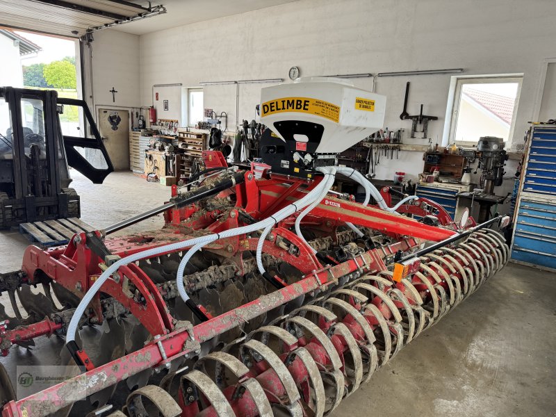 Sämaschine des Typs Delimbe T18 H Pneumatikstreuer Zwischenfruchtstreuer Mikrogranulatstreuer pneumatisches Sägerät Nachsaatgerät Nachsaat, Neumaschine in Kötzting (Bild 1)