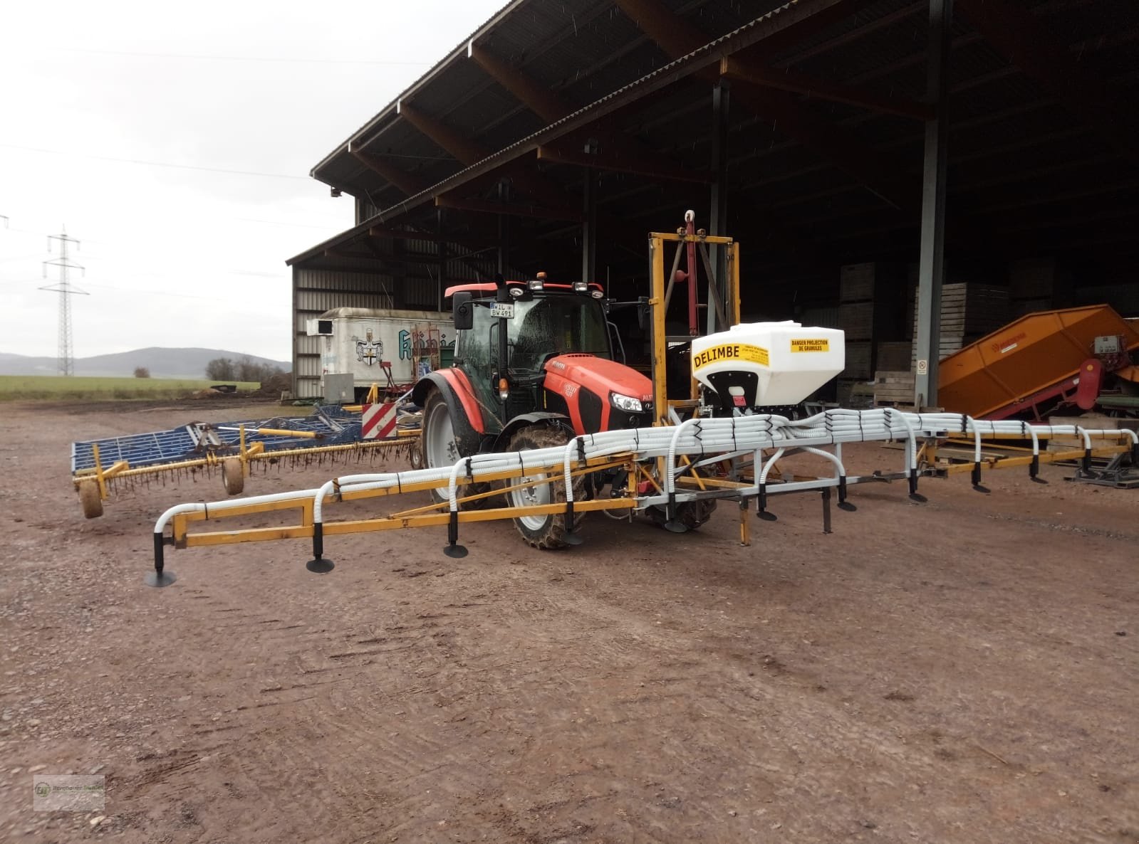 Sämaschine des Typs Delimbe T18 H Pneumatikstreuer Zwischenfruchtstreuer Mikrogranulatstreuer pneumatisches Sägerät Nachsaatgerät Nachsaat, Neumaschine in Kötzting (Bild 16)