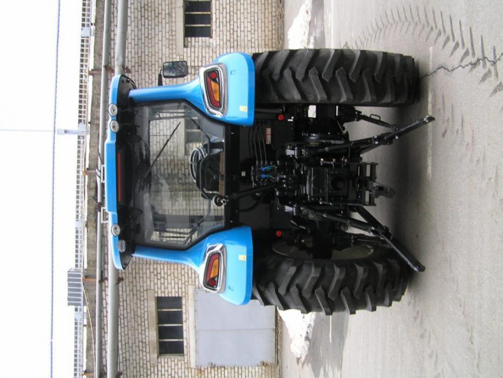 Oldtimer-Traktor des Typs LS Tractor H 140, Neumaschine in Бровари (Bild 3)