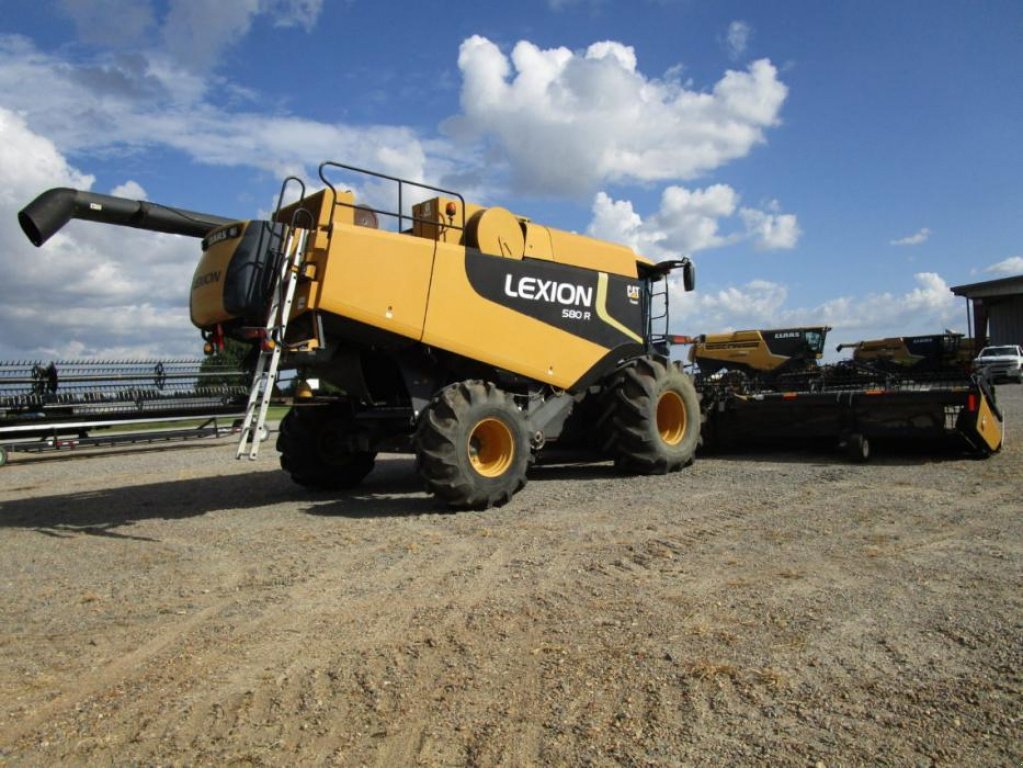 Oldtimer-Mähdrescher des Typs Caterpillar Lexion 580R, Neumaschine in Дніпро (Bild 2)