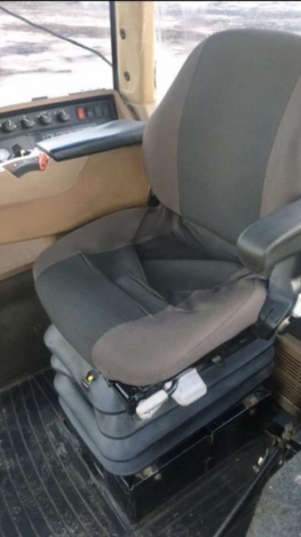 Oldtimer-Traktor des Typs John Deere 8300, Neumaschine in Житомир (Bild 5)