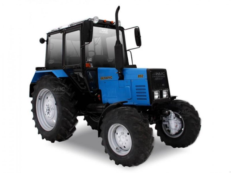 Oldtimer-Traktor des Typs Belarus Беларус-892.2, Neumaschine in Кривий Ріг (Bild 1)