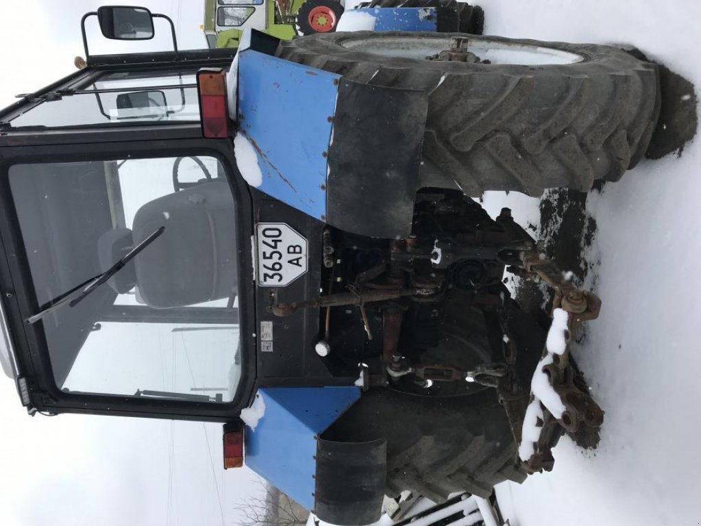 Oldtimer-Traktor des Typs Belarus Беларус-892, Neumaschine in Вінниця (Bild 2)