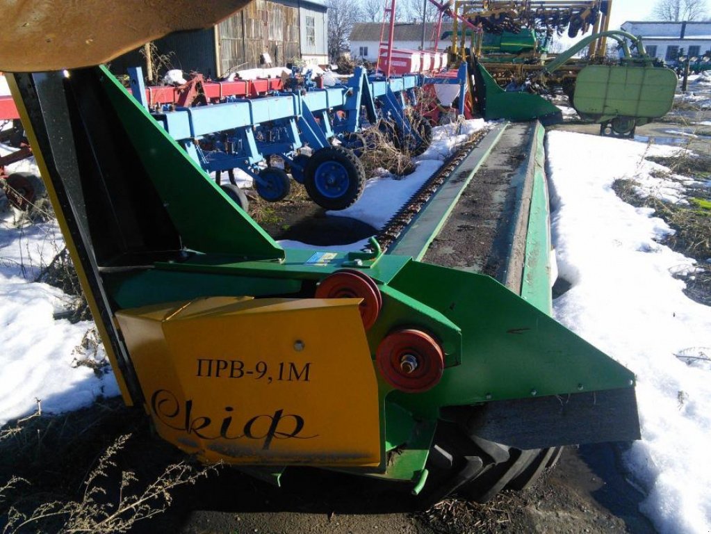 Oldtimer-Mähdrescher des Typs John Deere 9760 STS, Neumaschine in Київ (Bild 12)