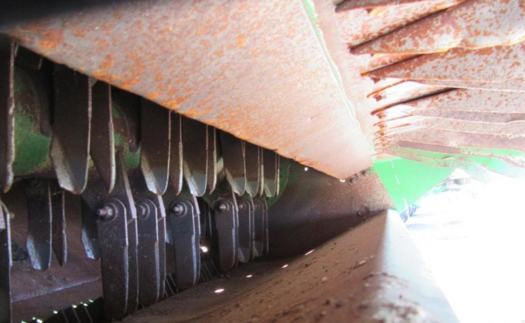 Oldtimer-Mähdrescher des Typs John Deere 9860 STS Bullet Rotor, Neumaschine in Харків (Bild 5)