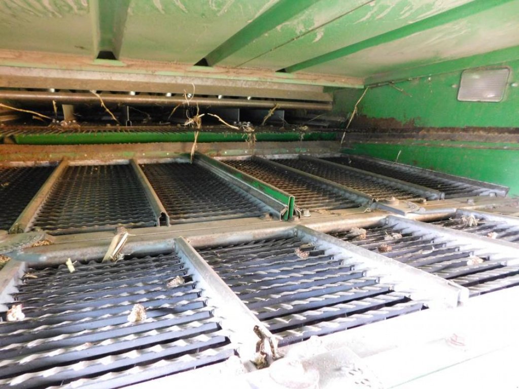 Oldtimer-Mähdrescher des Typs John Deere 9610 Maximizer, Neumaschine in Харків (Bild 9)