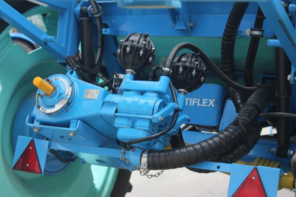 Weinbauspritze des Typs Berthoud Tracker 3200, Gebrauchtmaschine in Житомир (Bild 3)