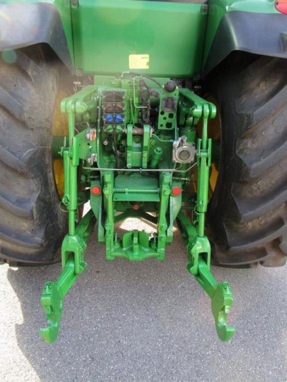 Oldtimer-Traktor des Typs John Deere 8345R, Neumaschine in Біла Церква (Bild 5)