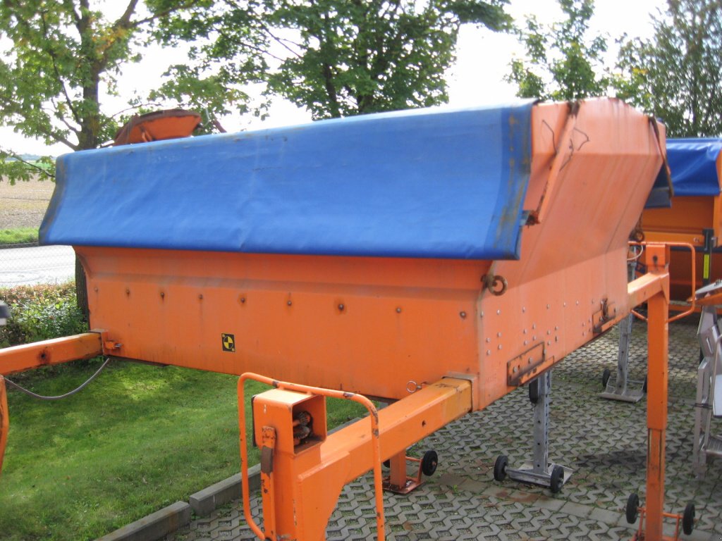 Sandstreuer & Salzstreuer des Typs Gmeiner STA 2000, Gebrauchtmaschine in Heimstetten (Bild 4)