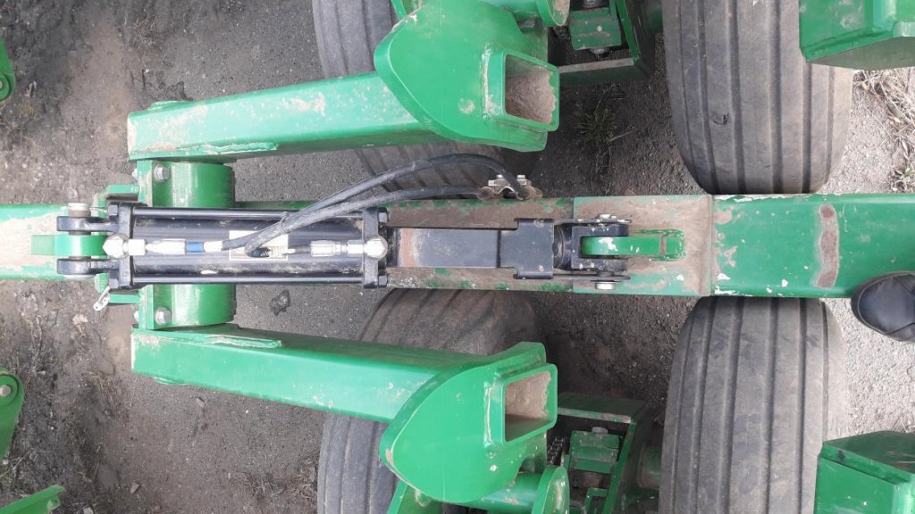 Direktsaatmaschine des Typs Great Plains 3S-3000 F, Gebrauchtmaschine in Київ (Bild 9)