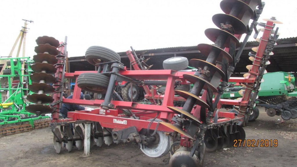 Wiesenegge des Typs Versatile TD700, Gebrauchtmaschine in Київ (Bild 3)