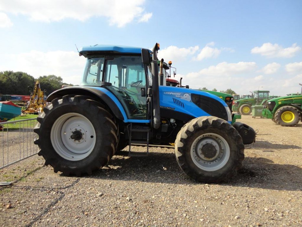 Oldtimer-Traktor des Typs Landini Landpower 165 DT TropTronic, Neumaschine in Київ (Bild 1)