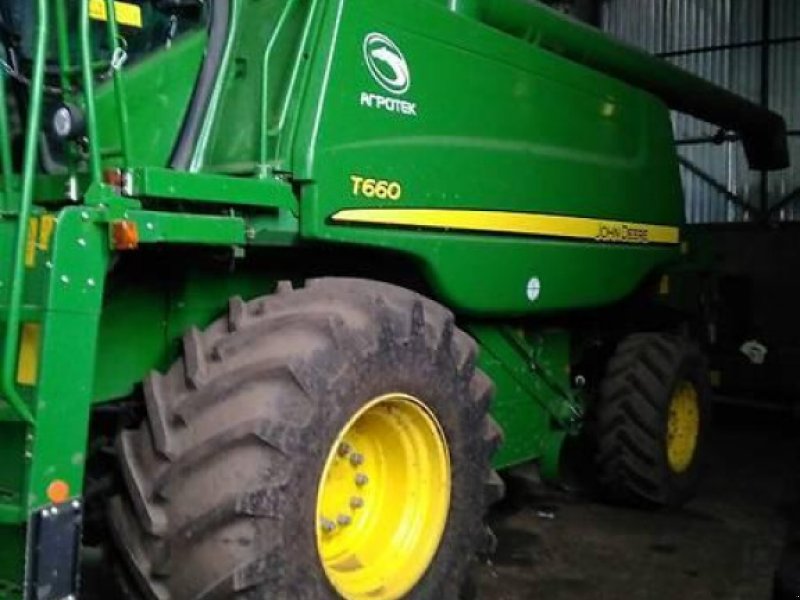 Oldtimer-Mähdrescher des Typs John Deere T660, Gebrauchtmaschine in Михайлівка (Bild 1)
