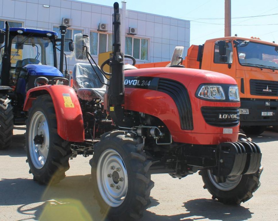 Hopfentraktor des Typs Sonstige FT 244, Neumaschine in Миколаїв (Bild 3)