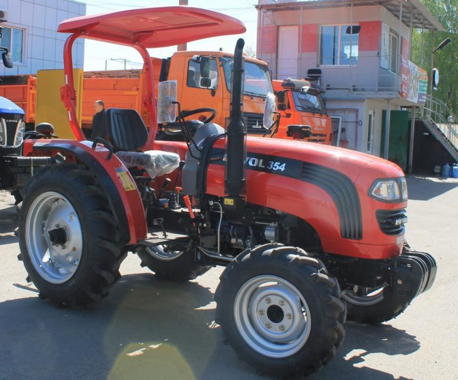Hopfentraktor des Typs LOVOL FT 354, Neumaschine in Миколаїв (Bild 2)