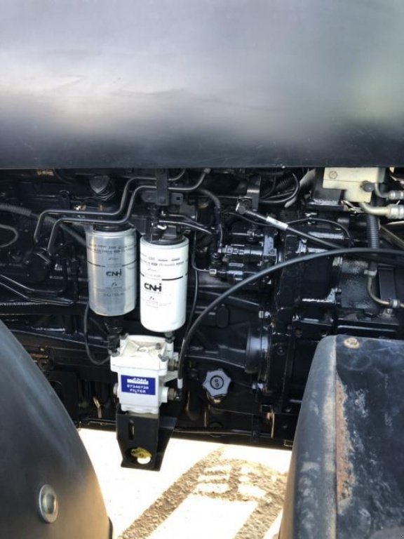 Oldtimer-Traktor des Typs New Holland 7060, Neumaschine in Миколаїв (Bild 5)