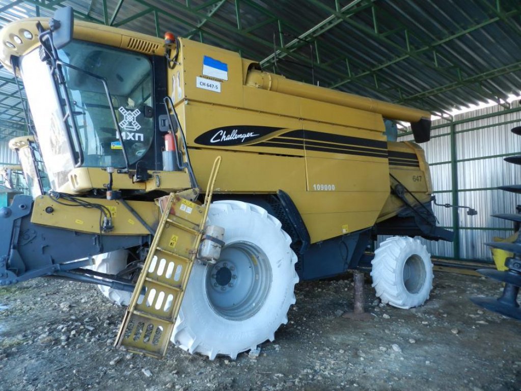 Oldtimer-Mähdrescher des Typs CHALLENGER 647, Neumaschine in Львів (Bild 3)