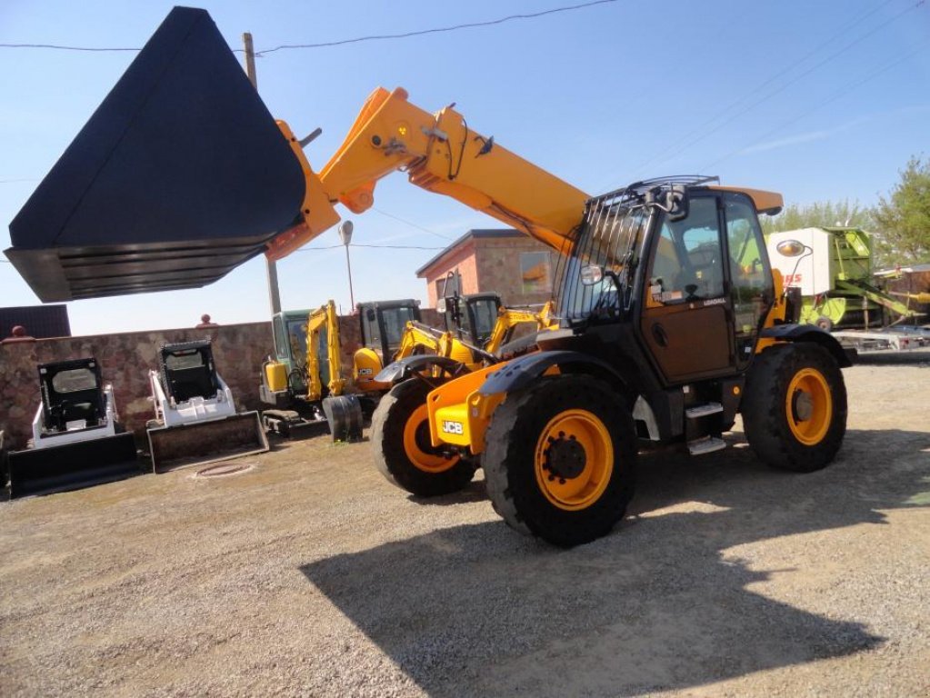 Teleskopstapler des Typs JCB 550-80, Gebrauchtmaschine in Антополь (Bild 1)