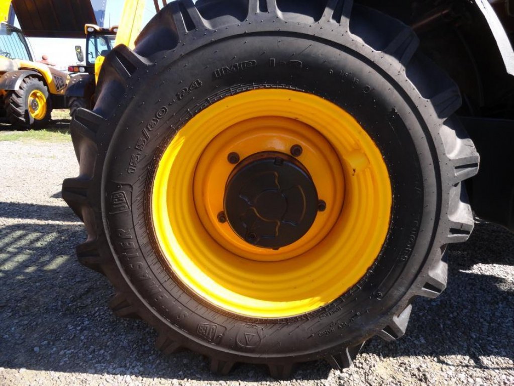 Teleskopstapler des Typs JCB 531-70, Neumaschine in Антополь (Bild 3)