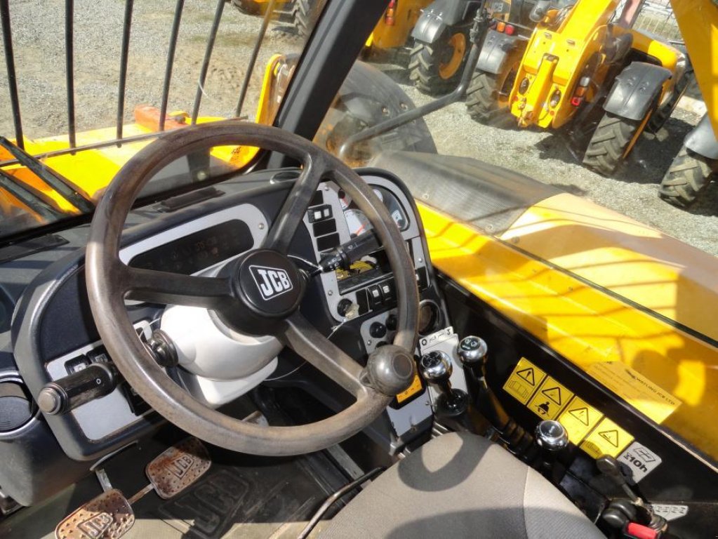 Teleskopstapler des Typs JCB 535-95, Neumaschine in Антополь (Bild 8)