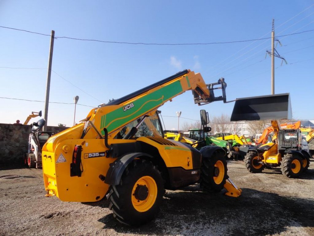 Teleskopstapler des Typs JCB 535-125, Neumaschine in Антополь (Bild 4)