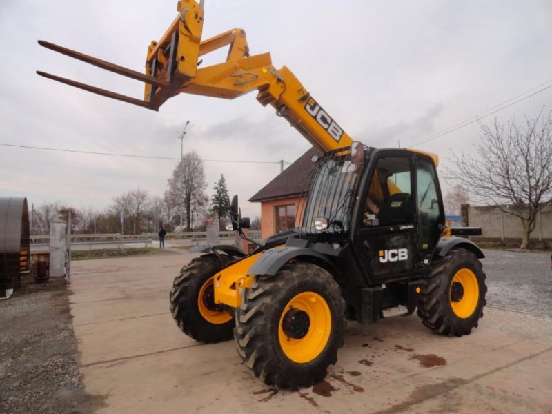 Teleskopstapler des Typs JCB 531-70, Neumaschine in Антополь (Bild 1)