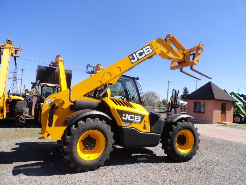 Teleskopstapler des Typs JCB 531-70, Neumaschine in Антополь (Bild 5)