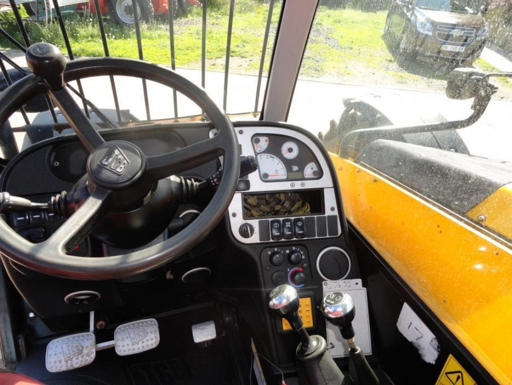 Teleskopstapler des Typs JCB 531-70, Neumaschine in Антополь (Bild 5)