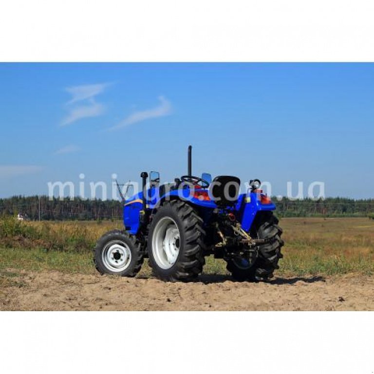 Hopfentraktor des Typs Dong Feng DF 244 D Lux, Neumaschine in Бузова (Bild 9)