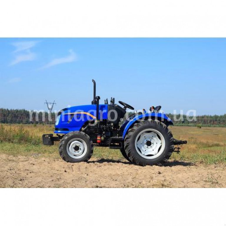 Hopfentraktor des Typs Dong Feng DF 244 D Lux, Neumaschine in Бузова (Bild 4)