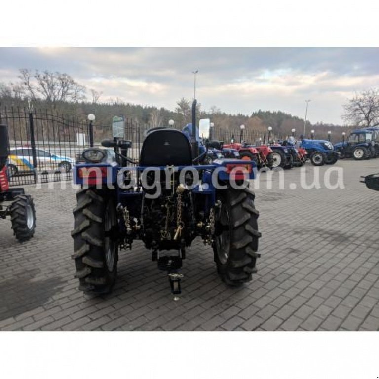 Hopfentraktor des Typs Sonstige TL 244, Neumaschine in Бузова (Bild 5)