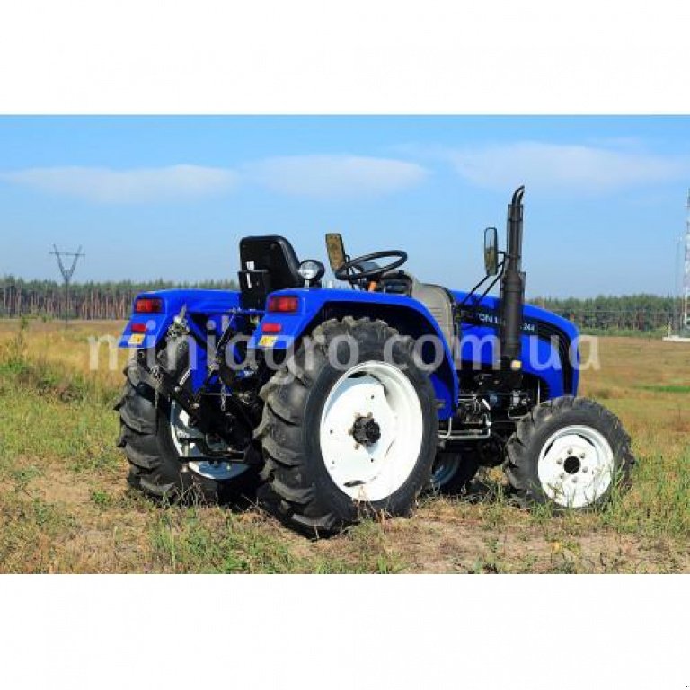 Hopfentraktor des Typs Sonstige ТЕ 244 Lux, Neumaschine in Бузова (Bild 6)