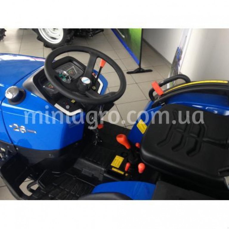 Hopfentraktor des Typs Solis 26, Neumaschine in Бузова (Bild 4)