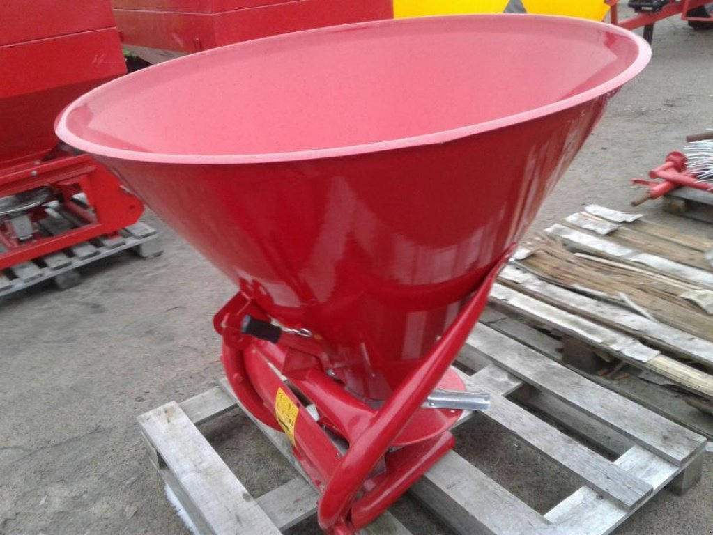 Sandstreuer & Salzstreuer des Typs Jar-Met JP-500, Gebrauchtmaschine in Глеваха (Bild 1)