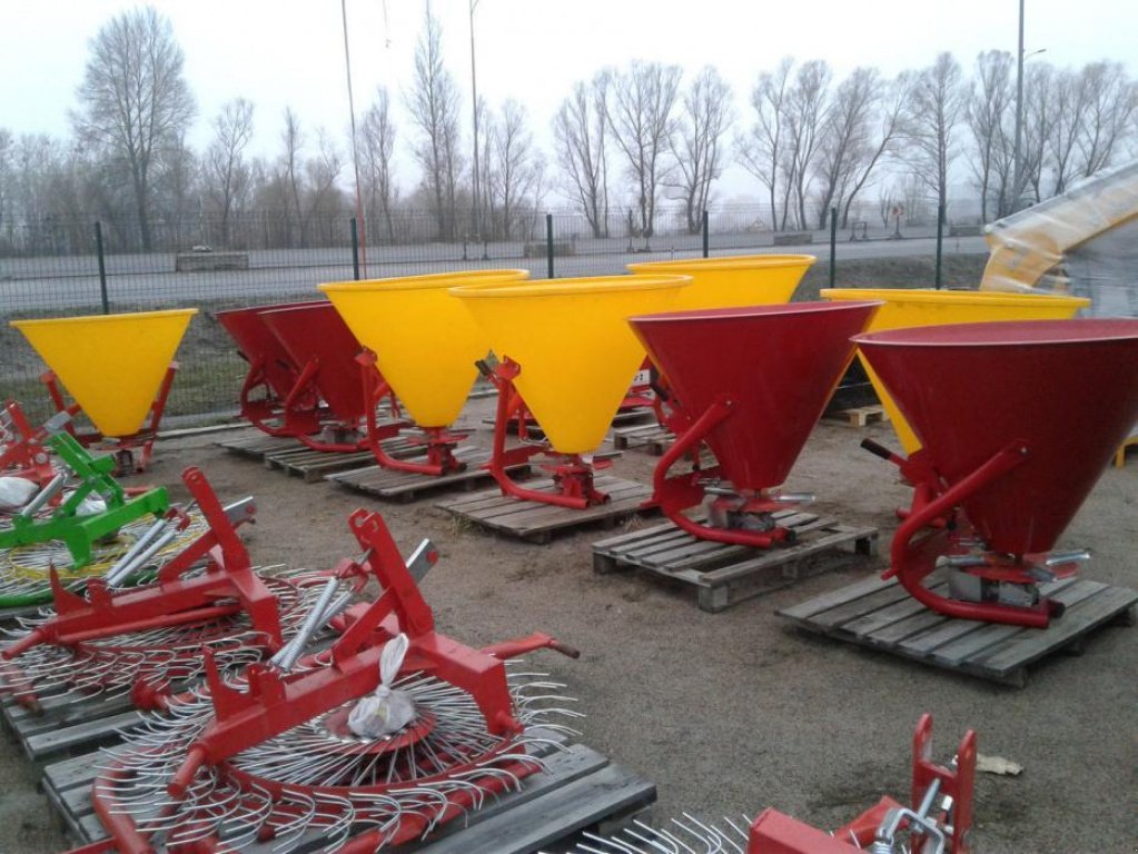 Sandstreuer & Salzstreuer des Typs Jar-Met JP-500, Gebrauchtmaschine in Глеваха (Bild 1)