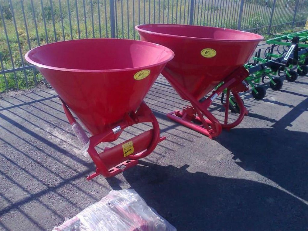 Sandstreuer & Salzstreuer des Typs Jar-Met JP-500, Gebrauchtmaschine in Глеваха (Bild 1)