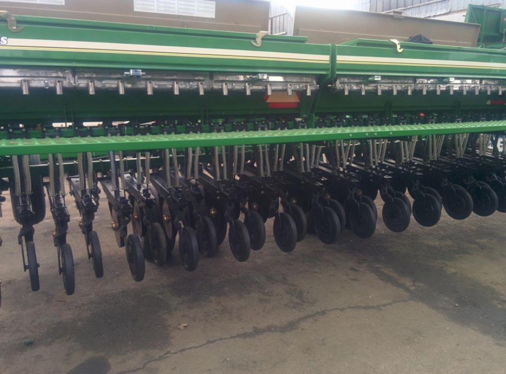 Direktsaatmaschine des Typs Great Plains 2000, Gebrauchtmaschine in Одеса (Bild 2)