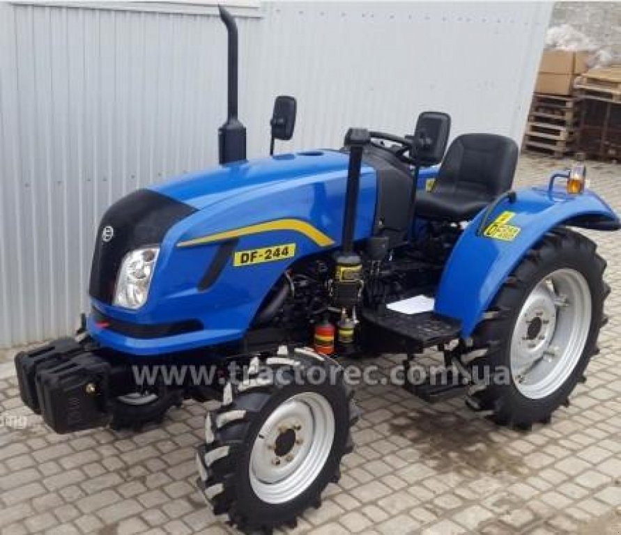 Hopfentraktor des Typs Dong Feng DF 244 E LUX, Neumaschine in Тернопіль (Bild 6)